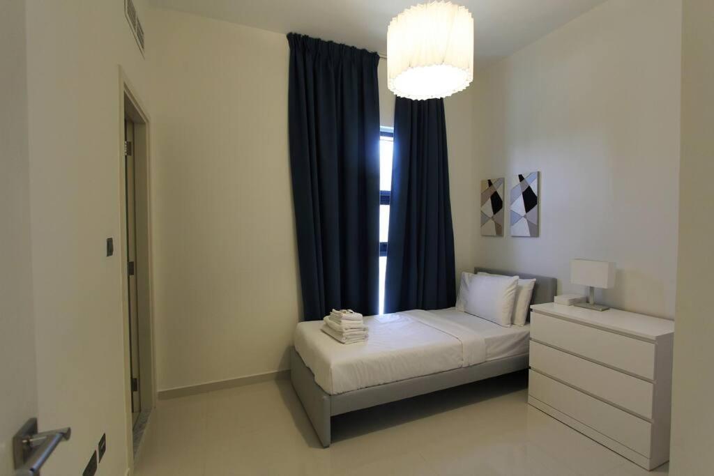 Specious 3 Bedrooms With Maid Room Villa Ντουμπάι Εξωτερικό φωτογραφία